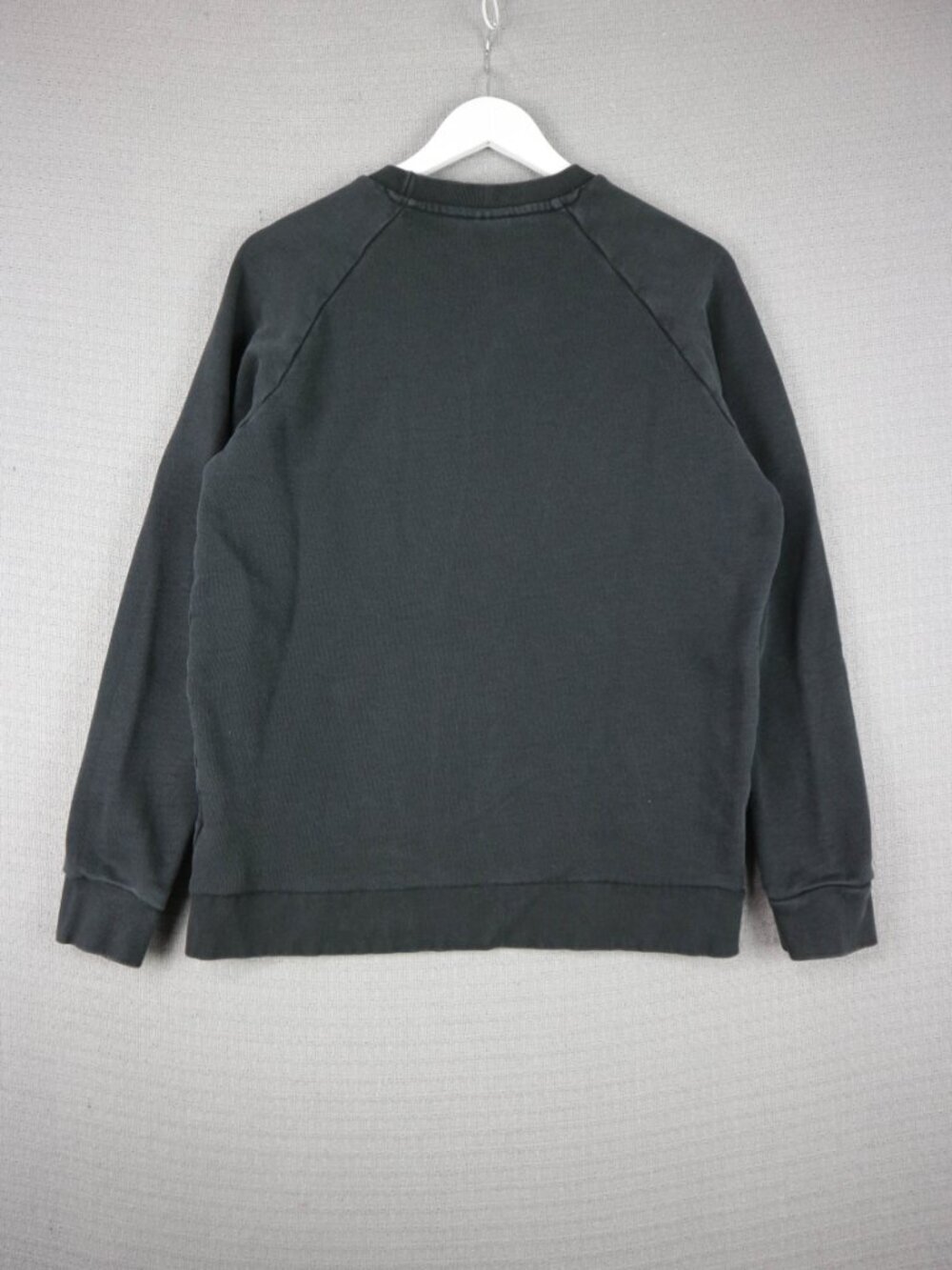 Adidas Trifoil Logo Faded Black Crewneck Womens Medium - Picture 2 of 8